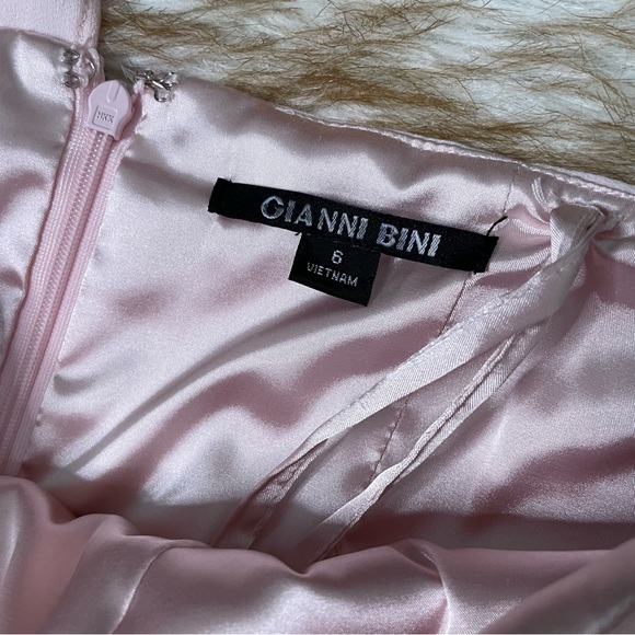 Gianni Bini “Tye One” dress - Picture 7 of 11